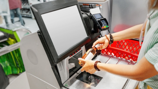 Retail loss prevention AI workflow at point of sale  Image 2