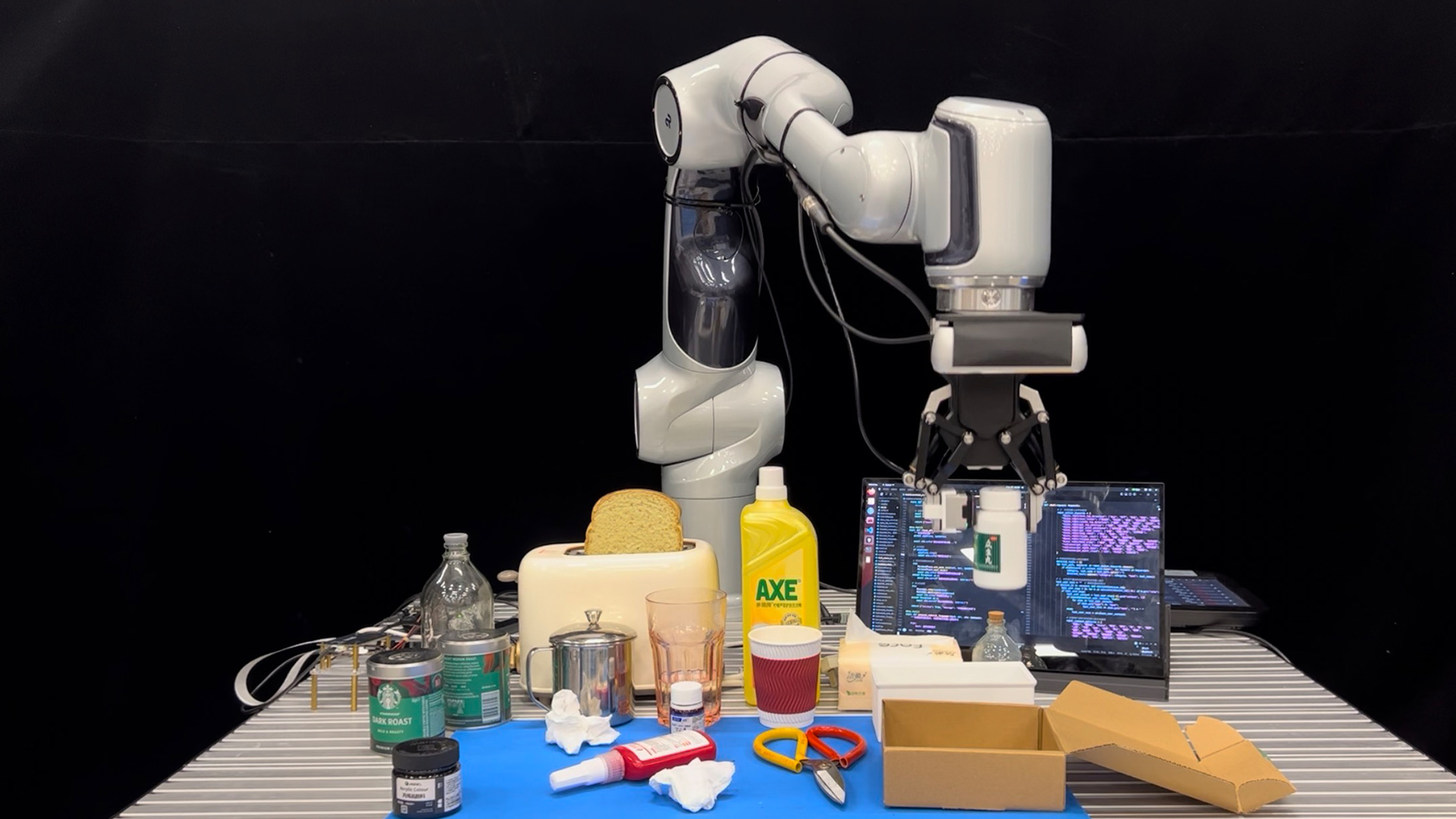 思而后行：基于视触听觉多模态的服务机器人